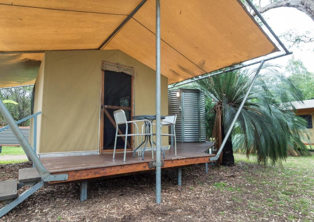 Tent room - Image 2