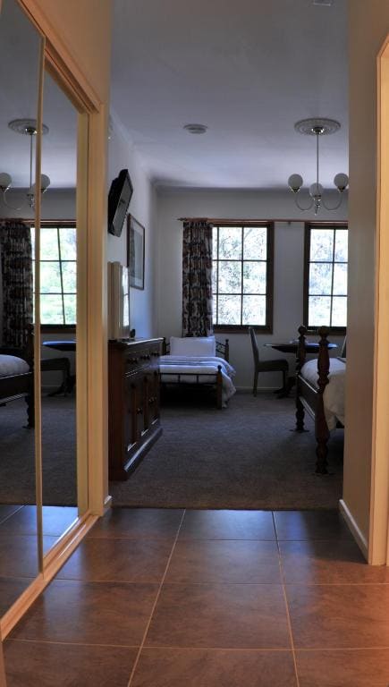 Premier Queen Room room - Image 1