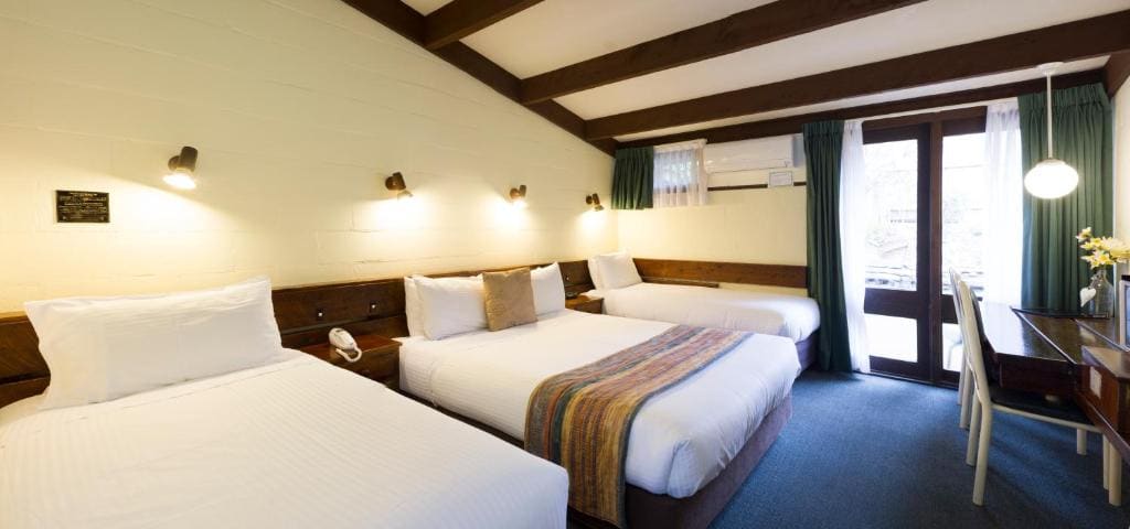 Family Room room - Image 2