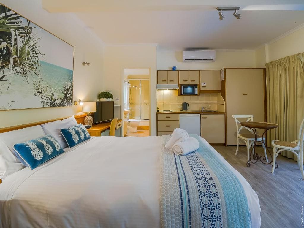 Studio with Sea View - No Pets Allowed room - Image 2