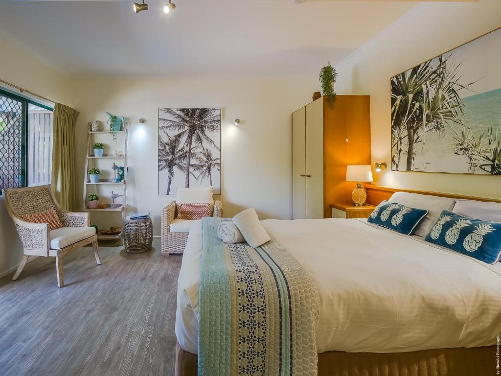 Studio with Sea View - No Pets Allowed room - Image 1