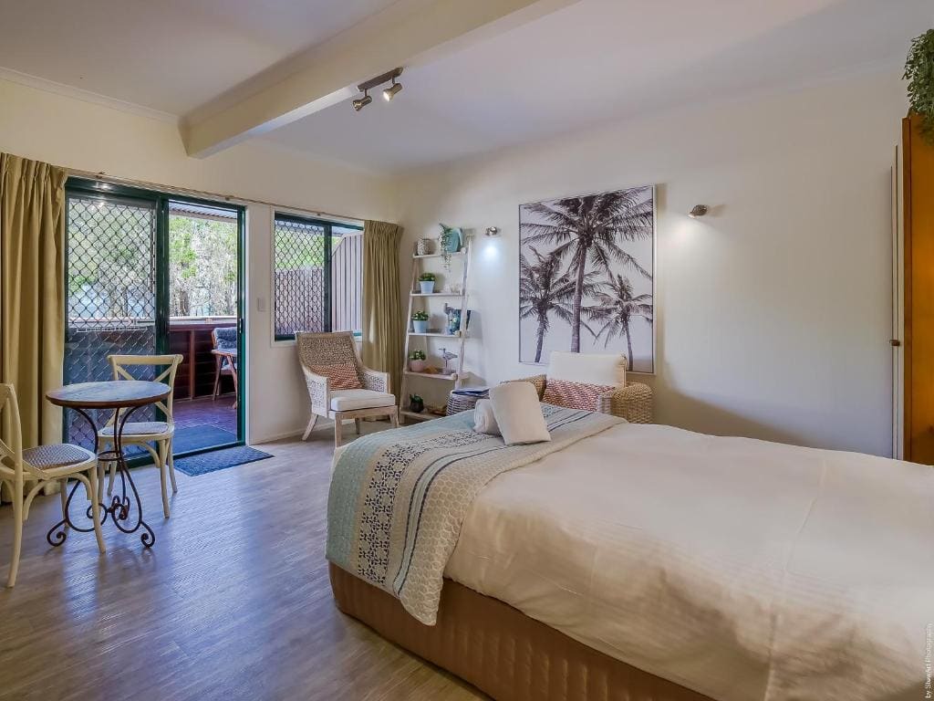 Studio with Sea View - No Pets Allowed room - Image 3