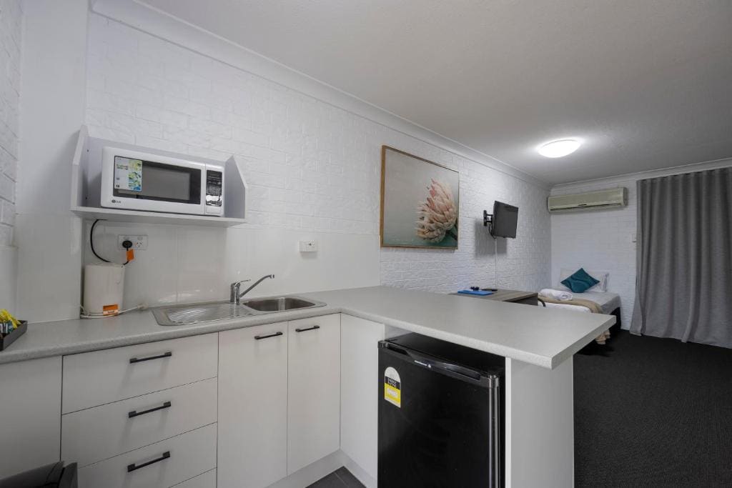 Studio with Ocean View room - Image 3