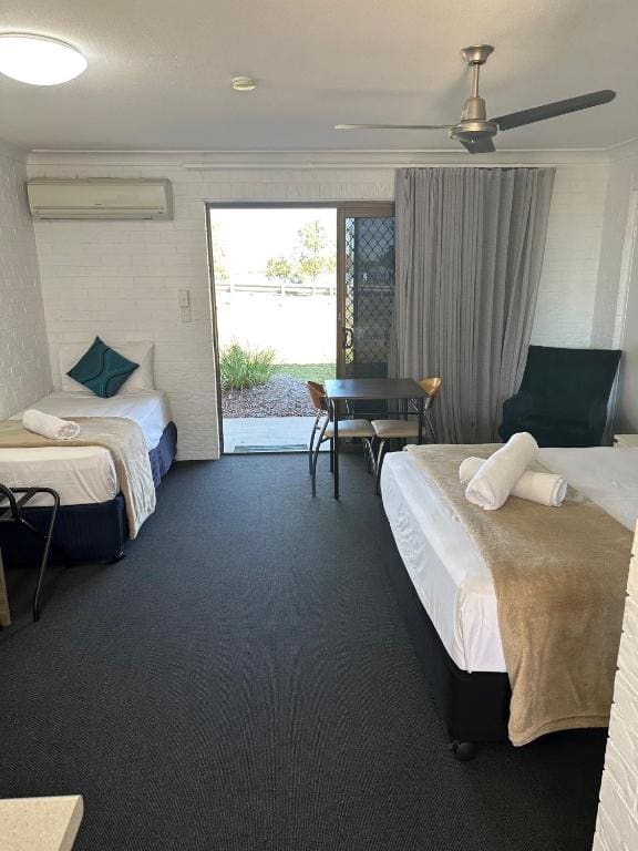 Studio with Sea View room - Image 1