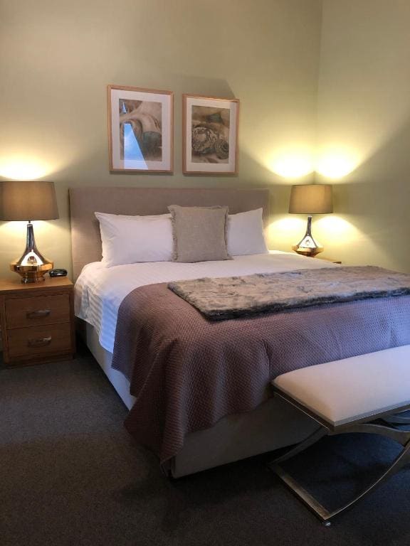 King Room room - Image 1
