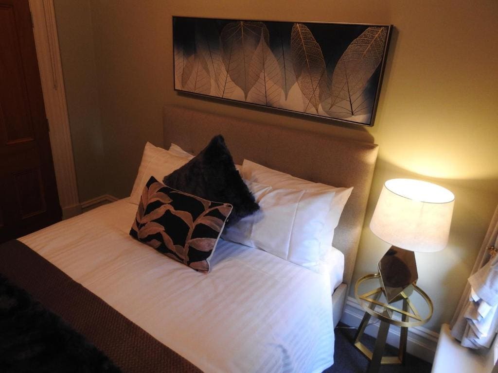 Queen Room room - Image 3