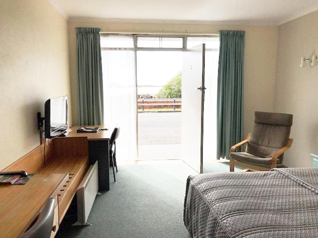 Standard Queen Room room - Image 2