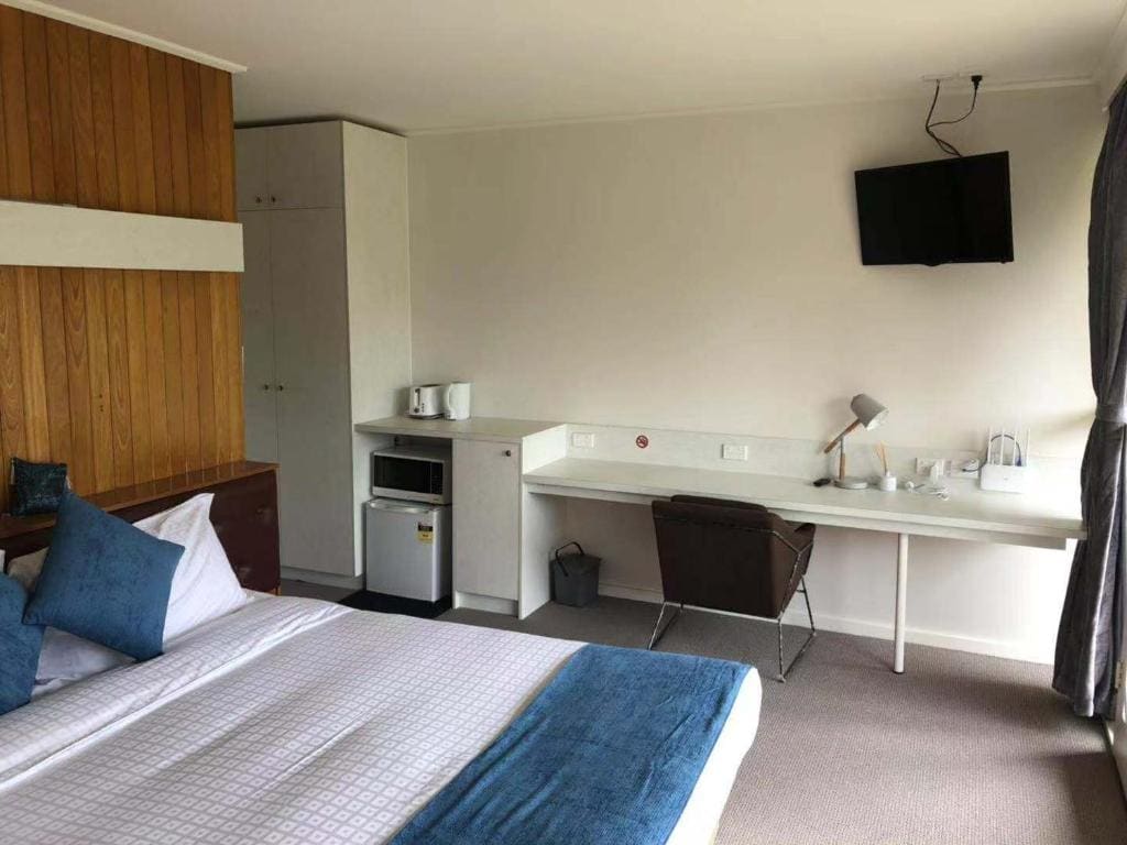 King Room room - Image 1