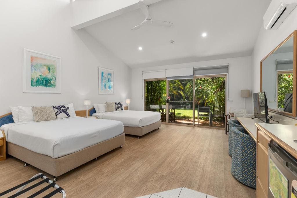 Resort One Bedroom Apartment room - Image 1