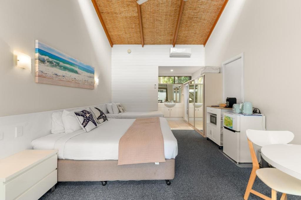 Resort Studio room - Image 3