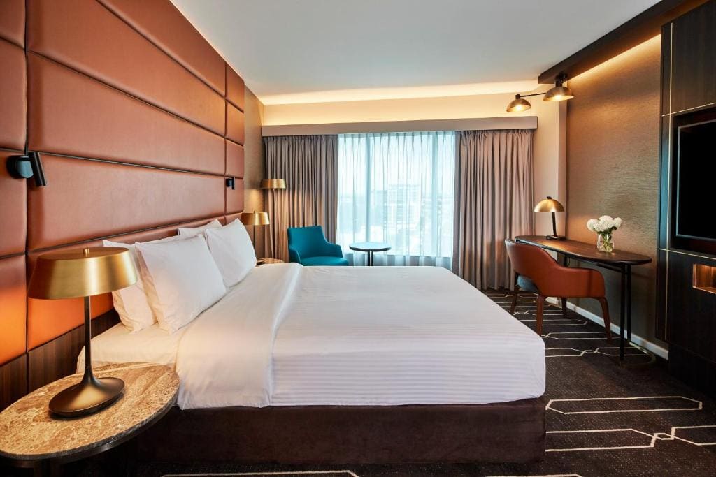 Standard King Room - High Floor room - Image 2