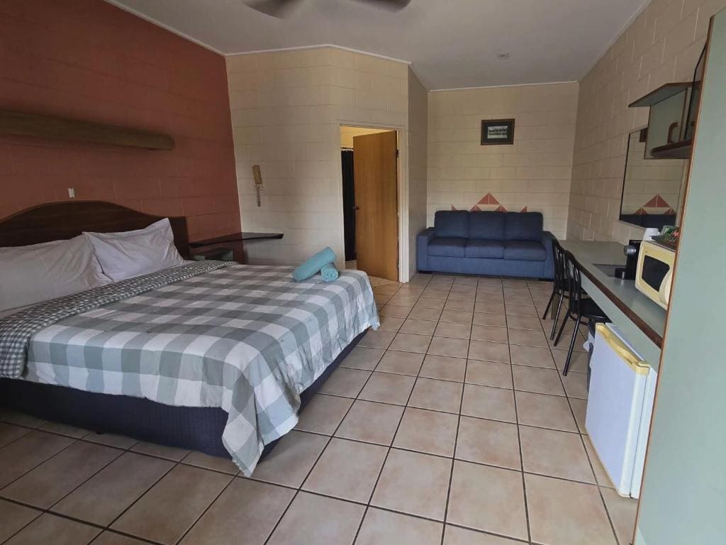 Basic Triple Room room - Image 1