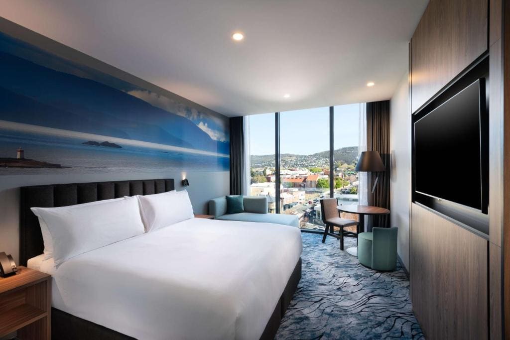 Deluxe King Room room - Image 2