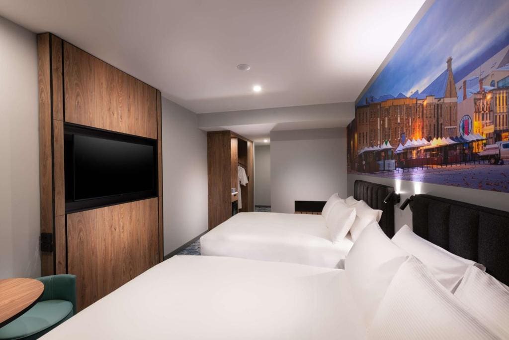Queen Deluxe Room - Water View room - Image 1