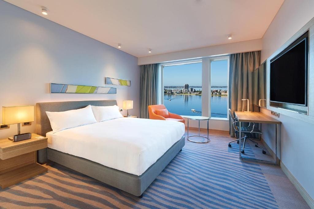 King Room with Panoramic River View room - Image 2