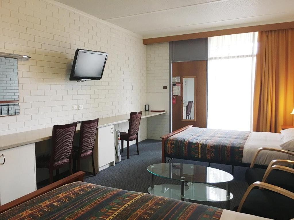 Family Room with Disabled Access room - Image 2