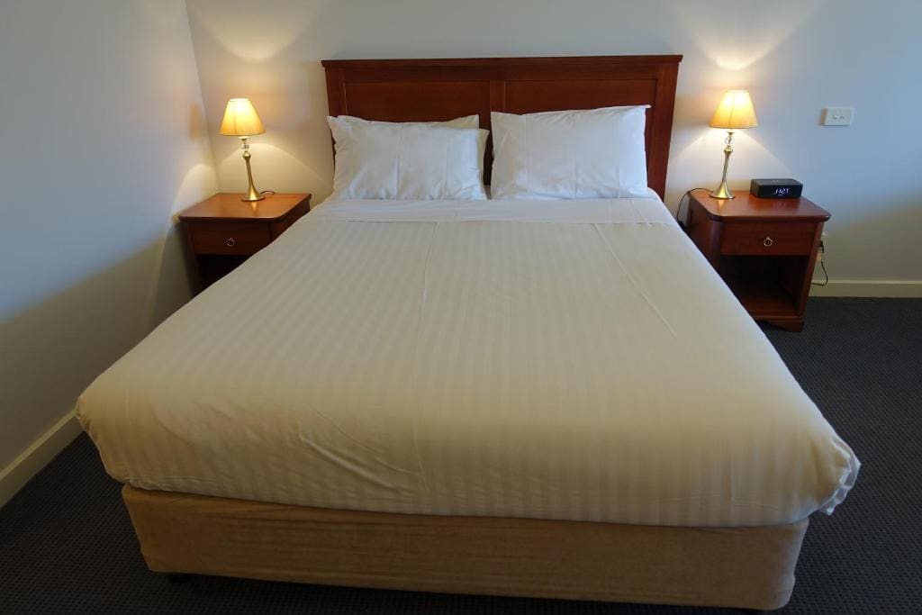 Deluxe Room room - Image 3