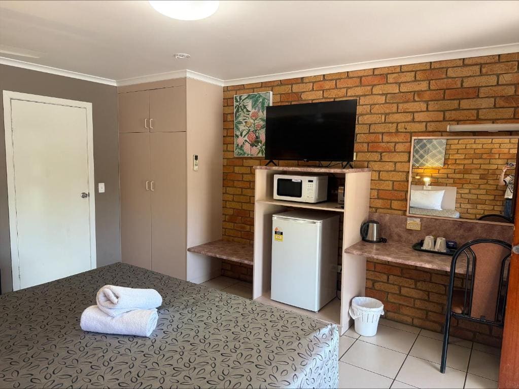 Deluxe King Room room - Image 1