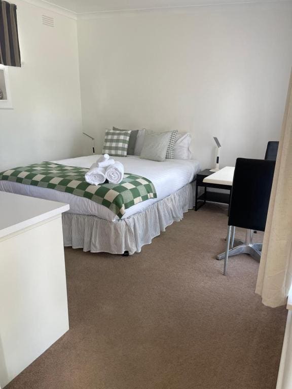 Queen Room room - Image 1