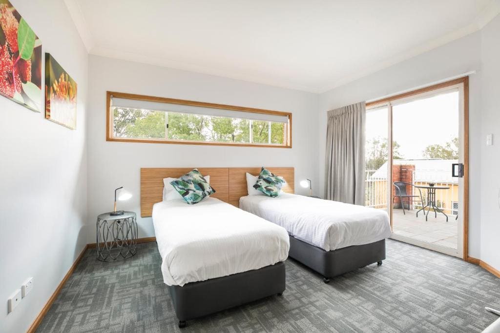 Three-Bedroom Apartment room - Image 3