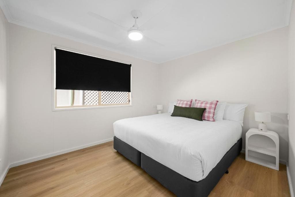 Two-Bedroom House room - Image 2