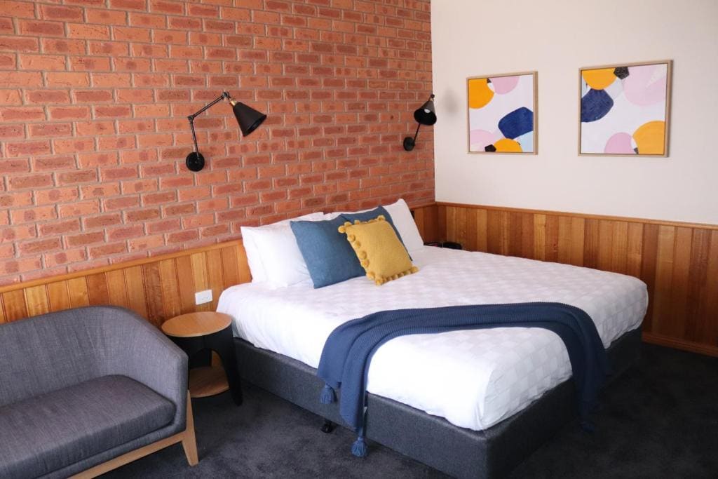 Deluxe King Room room - Image 1