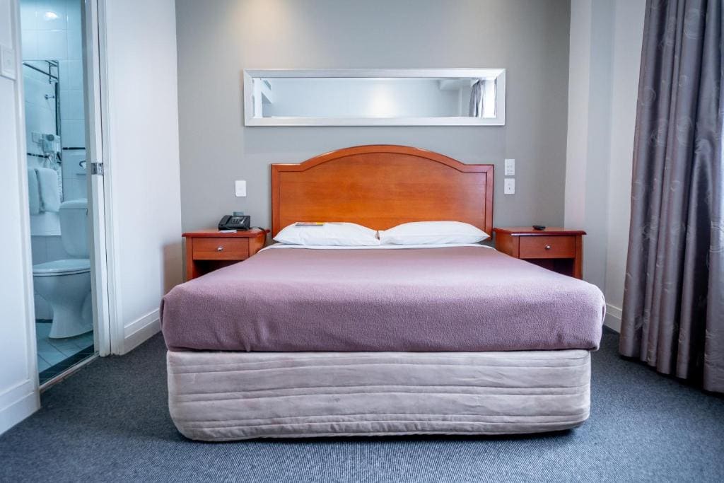 Standard Queen Room (Unserviced) room - Image 3