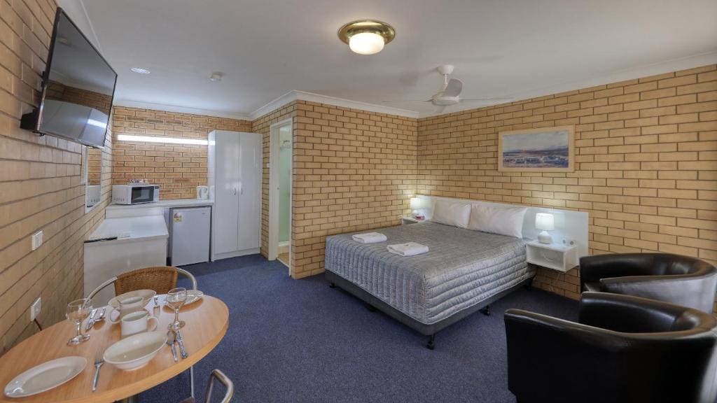 Standard Twin Room room - Image 2