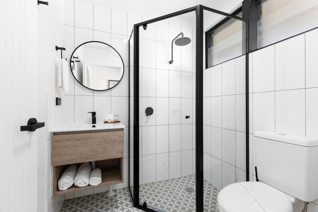 Double Room with Patio room - Image 2