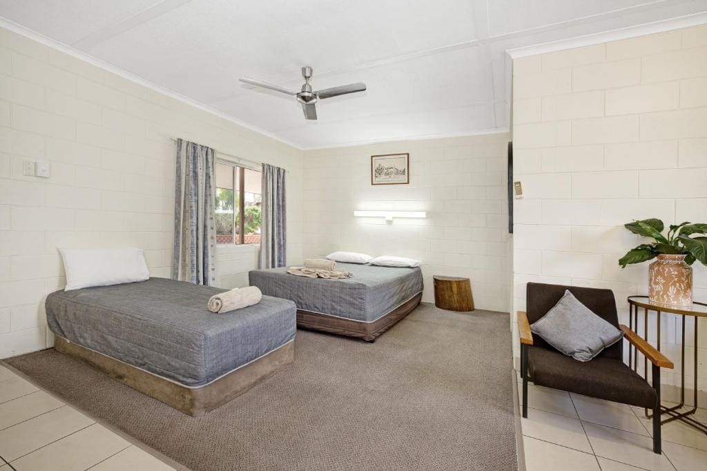 Quadruple Room room - Image 1