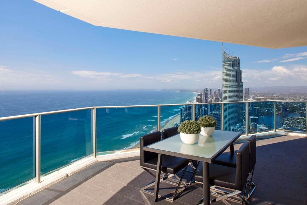 Four-Bedroom Penthouse room - Image 3