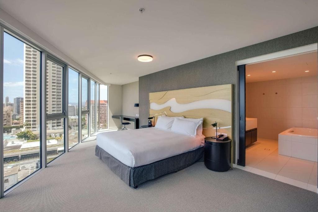 Ocean Panorama Room with Executive Lounge Access room - Image 2