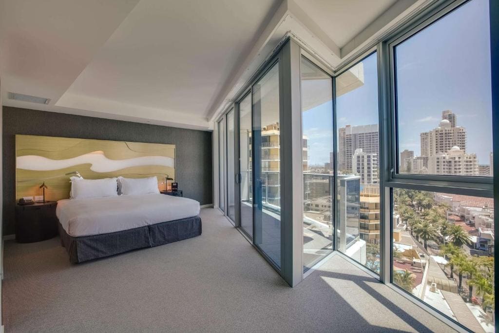 Ocean View Suite with Executive Lounge Access room - Image 1