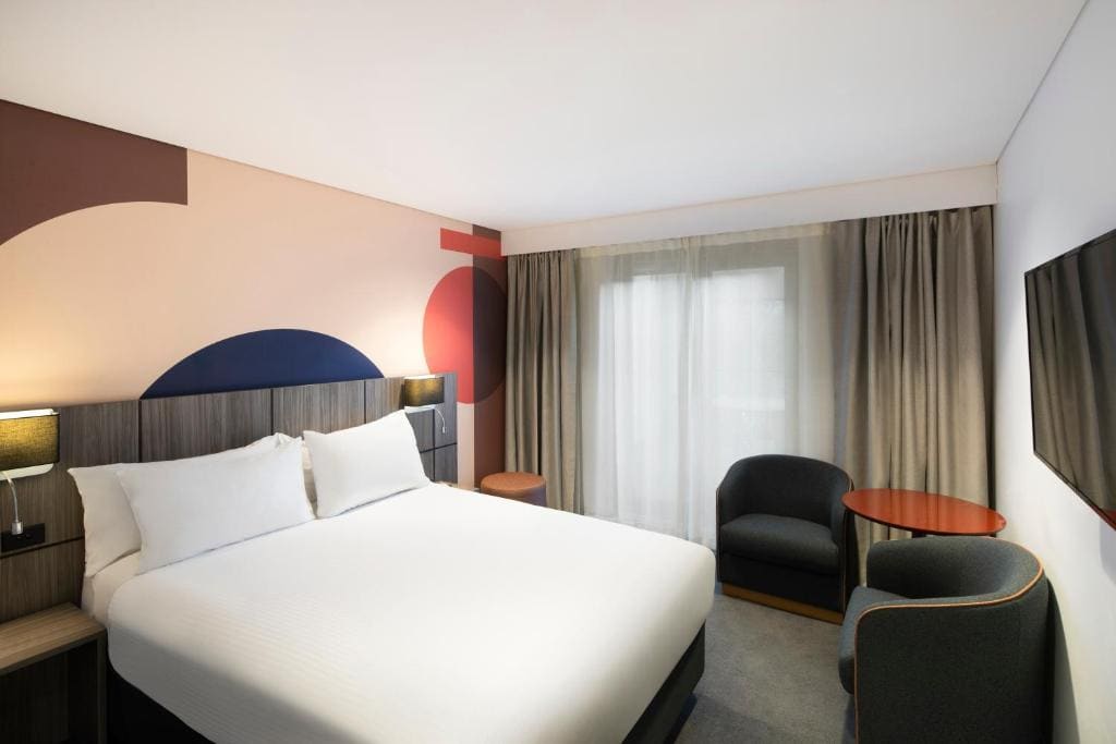 Deluxe king bed room room - Image 2