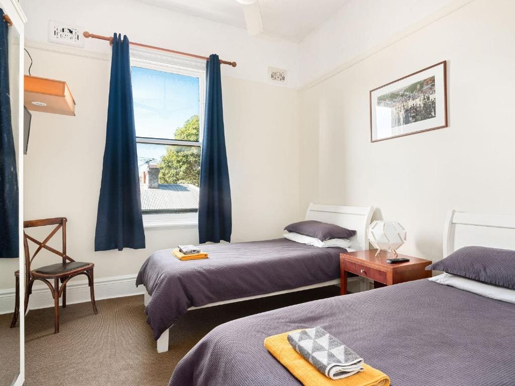 Queen Room room - Image 2