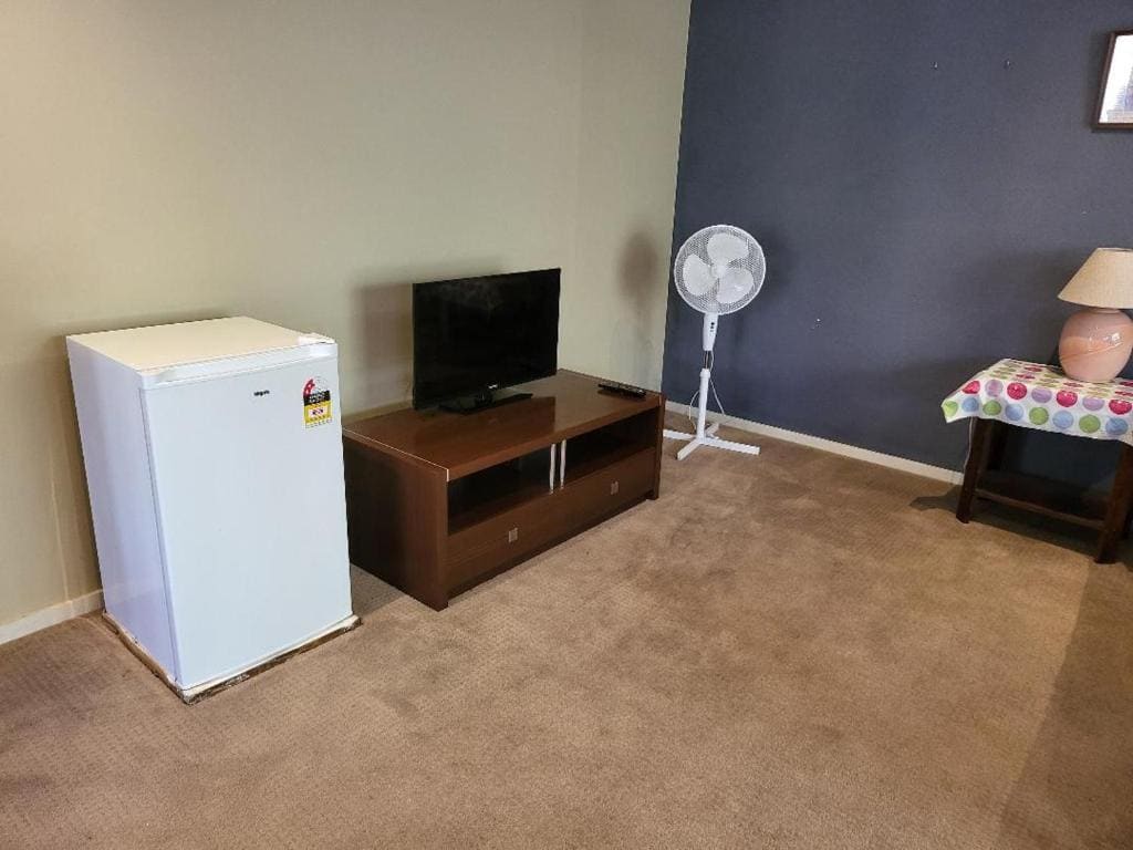 Standard Double Room with Shared Bathroom room - Image 1