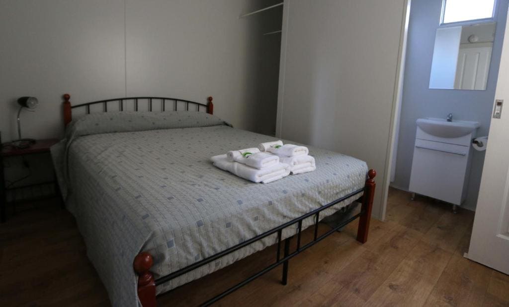 One-Bedroom Villa room - Image 2