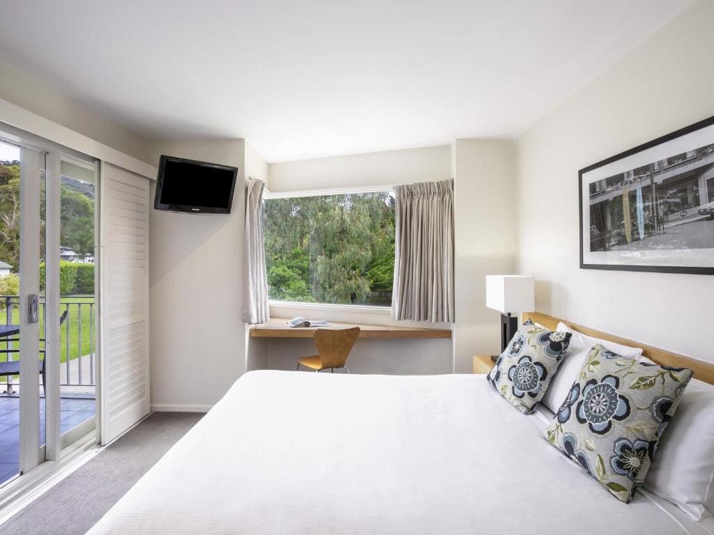 Two-Bedroom Dual Key with Ocean View room - Image 1