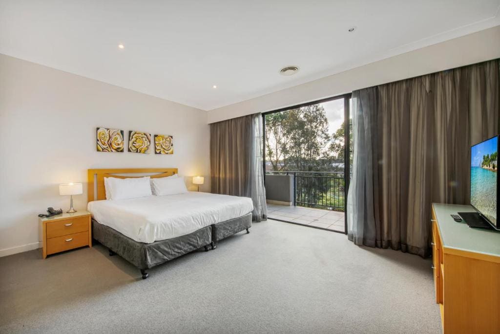 Two-Bedroom Apartment room - Image 1