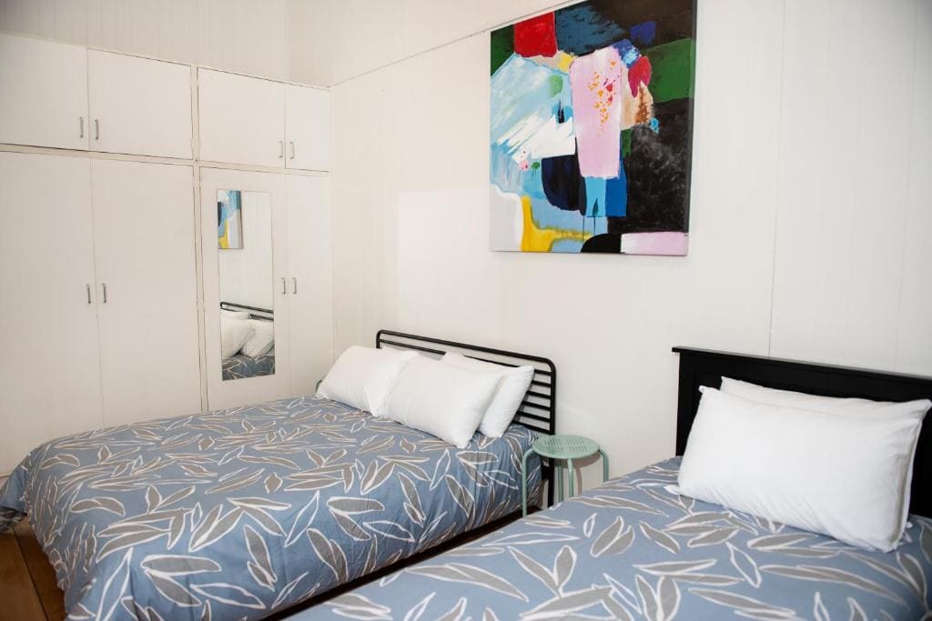 Family Room room - Image 1
