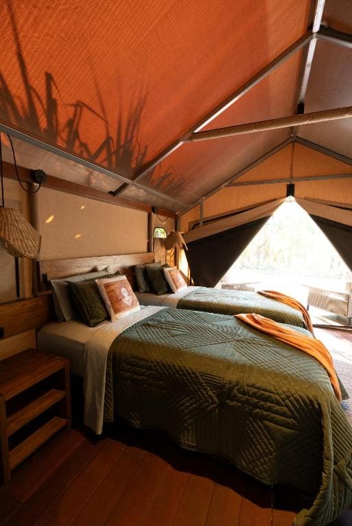 Twin Tent room - Image 1