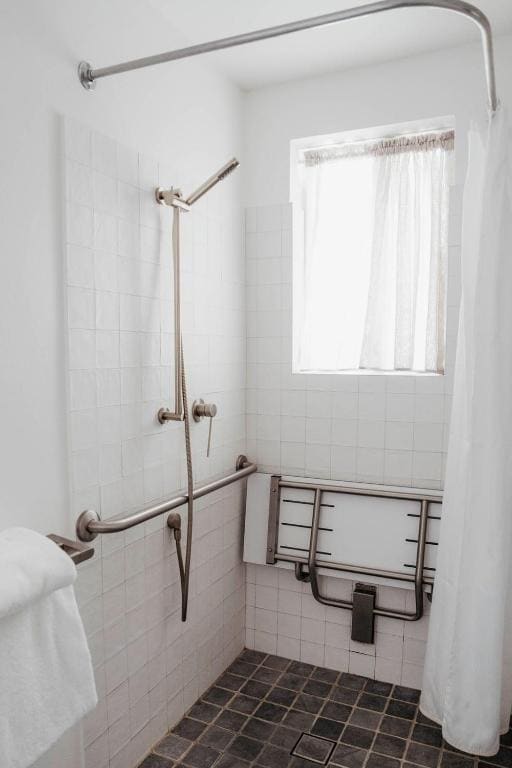Molly's Suite (accessible suite) room - Image 2