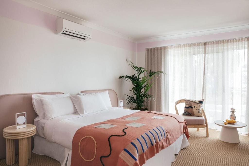Oceanside Garden Suite room - Image 2