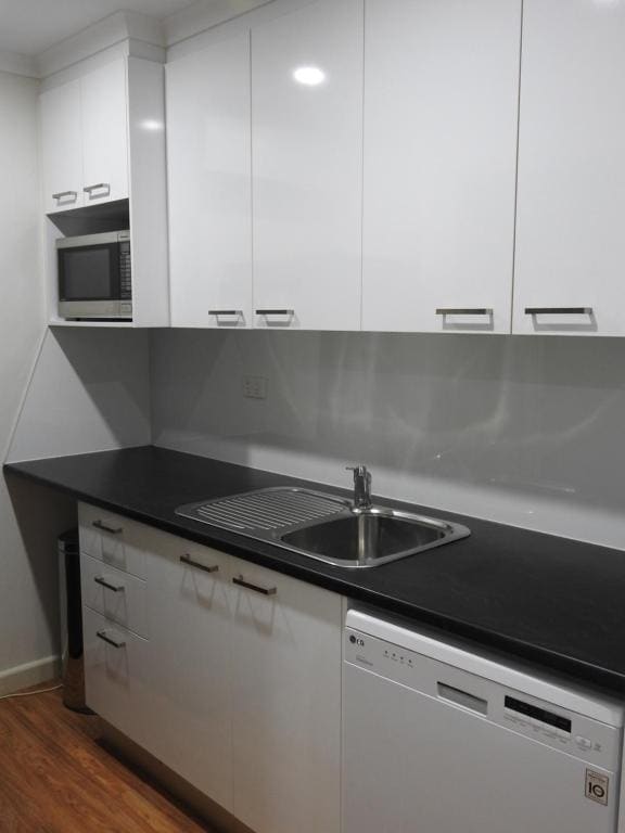 Studio with Balcony room - Image 2