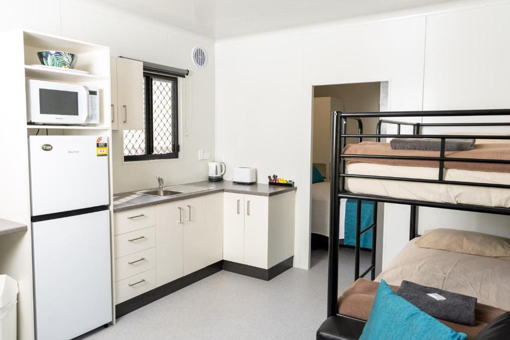 Deluxe Family Suite room - Image 1