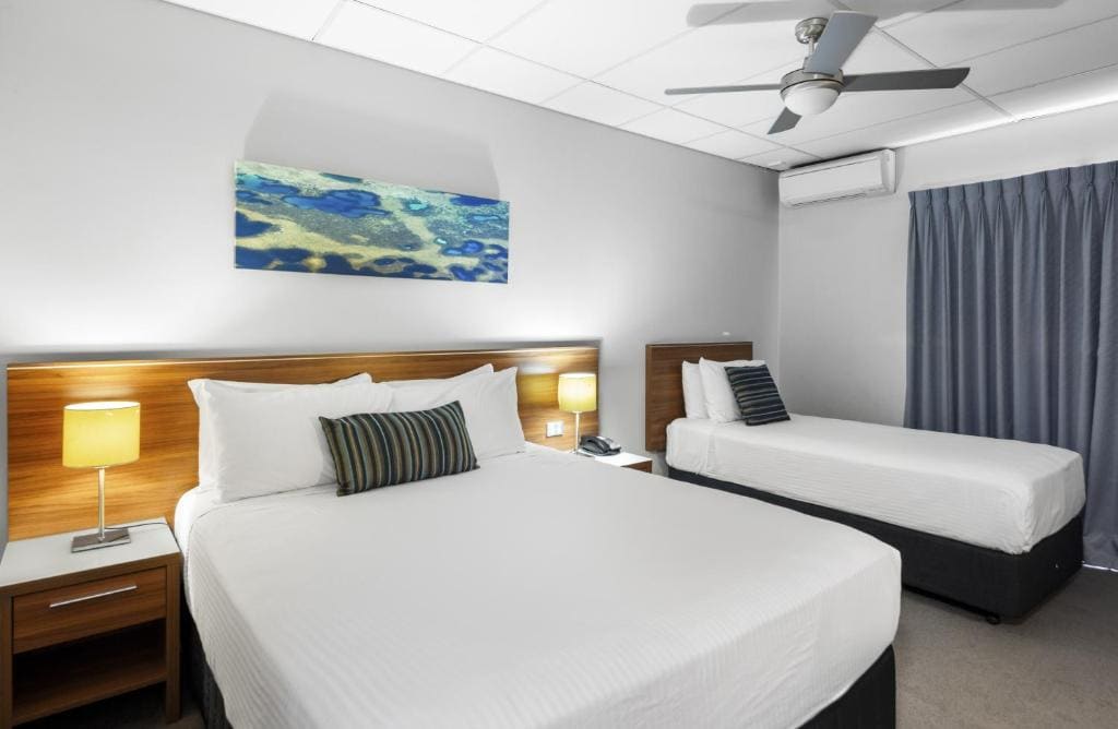 Deluxe Twin Room room - Image 1