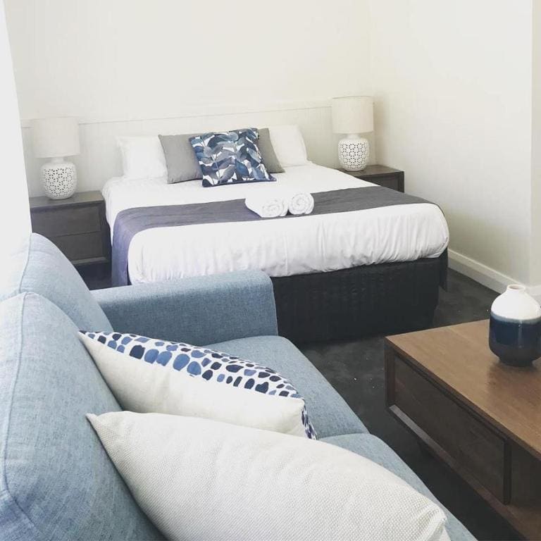 Deluxe Double Room with Balcony and Sea View room - Image 1