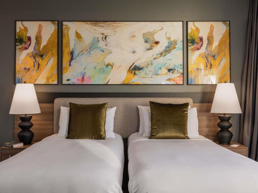 Superior Twin Room room - Image 2