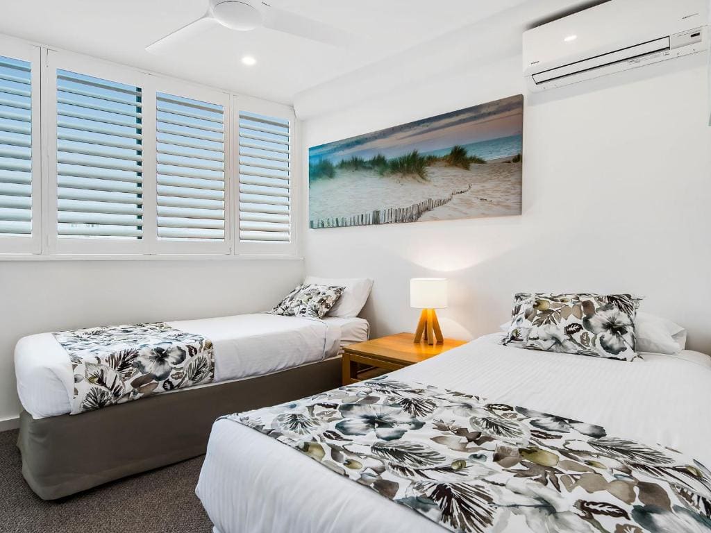 Three-Bedroom Executive Apartment room - Image 3