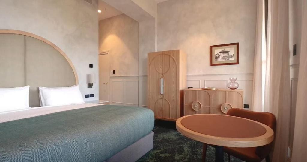 Bay Room room - Image 3
